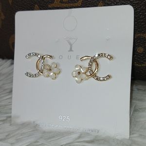 Earrings gold